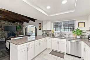 5976 Robinson Ave, Riverside, CA 92503 - Photo 13