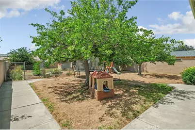 1063 Elm Avenue, Beaumont, CA 92223 - Photo 29