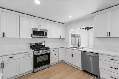 1529 E Hazeltine Street, Ontario, CA 91761 - Photo 17