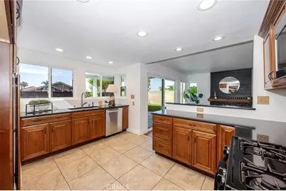 10903 Emerson, Rancho Cucamonga, CA 91701 - Photo 9