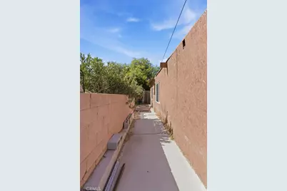 66566 Buena Vista Ave, Desert Hot Springs, CA 92240 - Photo 33