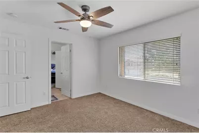 13535 Bentley St, Victorville, CA 92392 - Photo 35