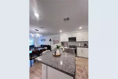 19197 Sequoia Grove Street, Riverside, CA 92507 - Photo 9