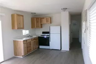 1600 S San Jacinto Ave, San Jacinto, CA 92583 - Photo 9