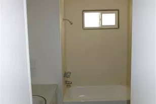 1600 S San Jacinto Ave, San Jacinto, CA 92583 - Photo 11