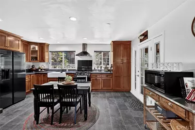 615 Grass Valley Rd, Lake Arrowhead, CA 92352 - Photo 11