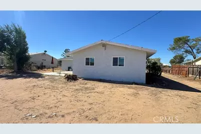 21932 Standing Rock, Apple Valley, CA 92307 - Photo 5