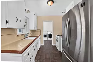1073 Palm, Beaumont, CA 92223 - Photo 13