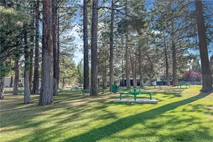 391 Montclair Dr, Big Bear City, CA 92314 - Photo 11