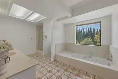 8956 Oak Creek Rd, Cherry Valley, CA 92223 - Photo 25