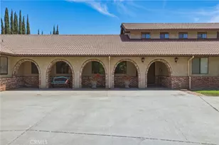 8956 Oak Creek Rd, Cherry Valley, CA 92223 - Photo 7