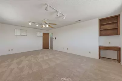 8956 Oak Creek Rd, Cherry Valley, CA 92223 - Photo 35