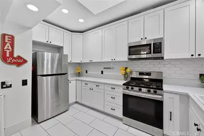 2700 W Olive Avenue, Fullerton, CA 92833 - Photo 9