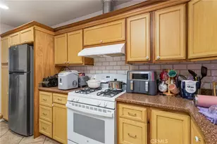 640 W 31st St, San Bernardino, CA 92405 - Photo 9