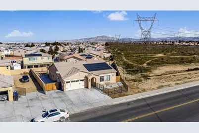 13374 Luna, Victorville, CA 92392 - Photo 31