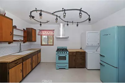 425 Imperial Avenue, Sugarloaf, CA 92386 - Photo 9