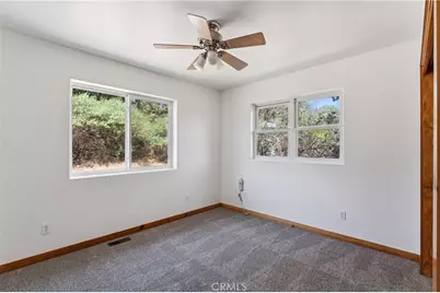 285 Lilac Way, Cedar Glen, CA 92321 - Photo 15