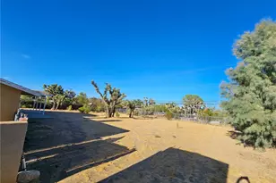 7619 Dumosa Ave, Yucca Valley, CA 92284 - Photo 11