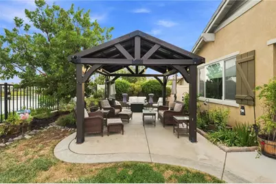 30381 Bristol Gate Lane, Menifee, CA 92584 - Photo 19