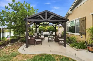 30381 Bristol Gate Ln, Menifee, CA 92584 - Photo 19