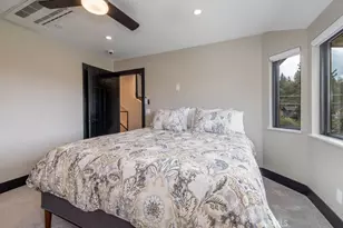 43000 Clover Dr, Big Bear Lake, CA 92315 - Photo 41