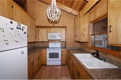 833 E Barker, Big Bear City, CA 92314 - Photo 13