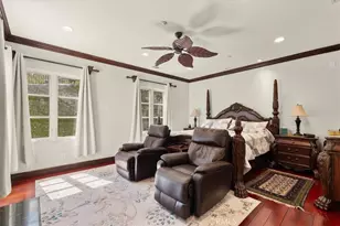 5369 Medina Rd, Woodland Hills, CA 91364 - Photo 31