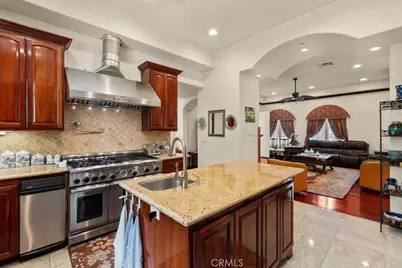 5369 Medina Road, Woodland Hills, CA 91364 - Photo 15