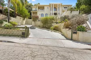 5369 Medina Rd, Woodland Hills, CA 91364 - Photo 3