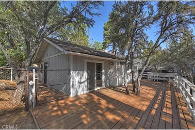 853 Los Angeles, Sugarloaf, CA 92386 - Photo 5