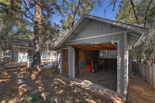 853 Los Angeles, Sugarloaf, CA 92386 - Photo 19