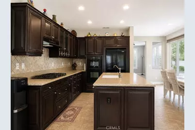 11082 Kalmia Court, Corona, CA 92883 - Photo 9