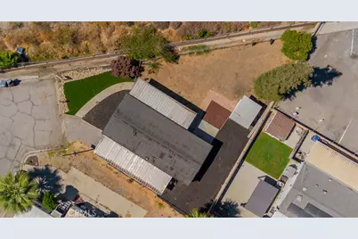 142 Sir Damas Drive, Riverside, CA 92507 - Photo 29
