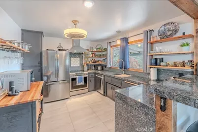 45785 Coyote, Banning, CA 92220 - Photo 9