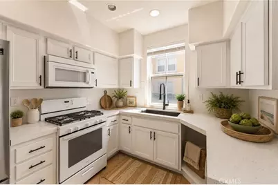 607 Terra Bella, Irvine, CA 92602 - Photo 11