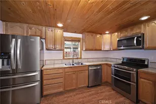 418 Sunset Ln, Sugarloaf, CA 92386 - Photo 17