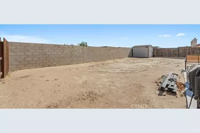 15928 Elkins, Victorville, CA 92395 - Photo 27