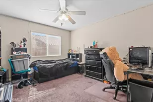 15928 Elkins, Victorville, CA 92395 - Photo 23
