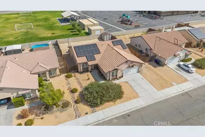 15928 Elkins, Victorville, CA 92395 - Photo 35