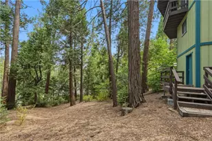 24036 Cresta, Crestline, CA 92325 - Photo 39