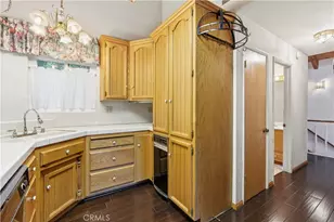 24036 Cresta, Crestline, CA 92325 - Photo 13