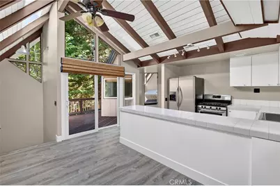 594 W Victoria Court, Lake Arrowhead, CA 92352 - Photo 1