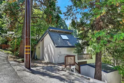 594 W Victoria Court, Lake Arrowhead, CA 92352 - Photo 35