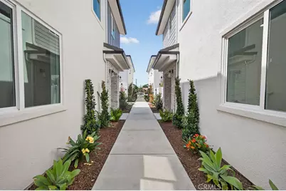 15540 Colorado, Paramount, CA 90723 - Photo 59