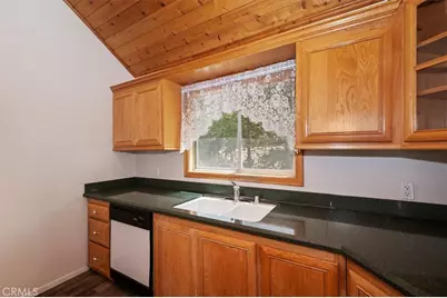 932 Cedar Drive, Crestline, CA 92325 - Photo 13