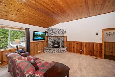 932 Cedar Drive, Crestline, CA 92325 - Photo 3
