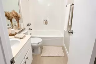 16738 Highfalls St, Canyon Country, CA 91387 - Photo 15