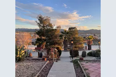 57374 Warren, Yucca Valley, CA 92284 - Photo 3