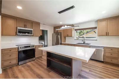 304 Greenspot, Big Bear City, CA 92314 - Photo 17