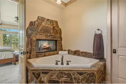 27920 Matterhorn, Lake Arrowhead, CA 92352 - Photo 23